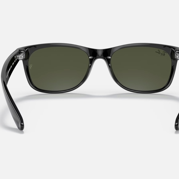 Ray-Ban New Wayfarer Classic sunglasses (RB2140). Black frame/green lenses - Picture 9 of 12